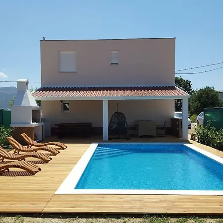 Villa Perlla