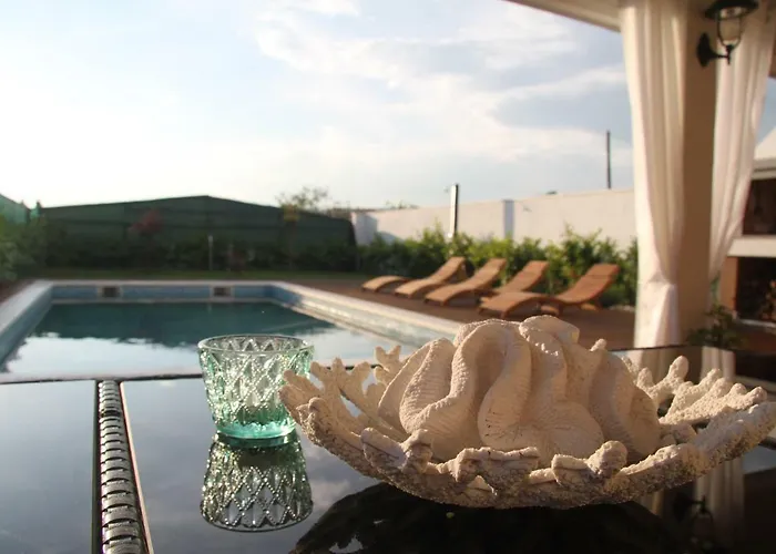 Perlla Villa *